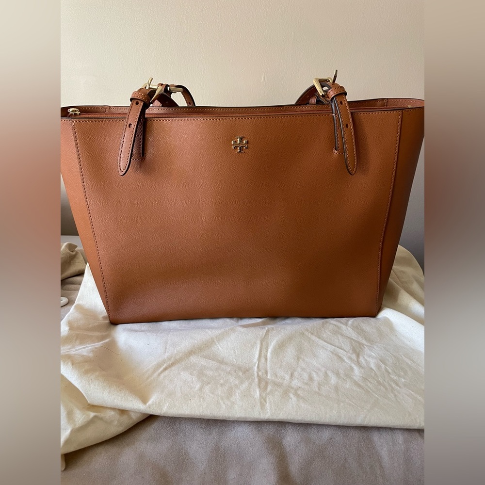Brown Tory Burch tote bag